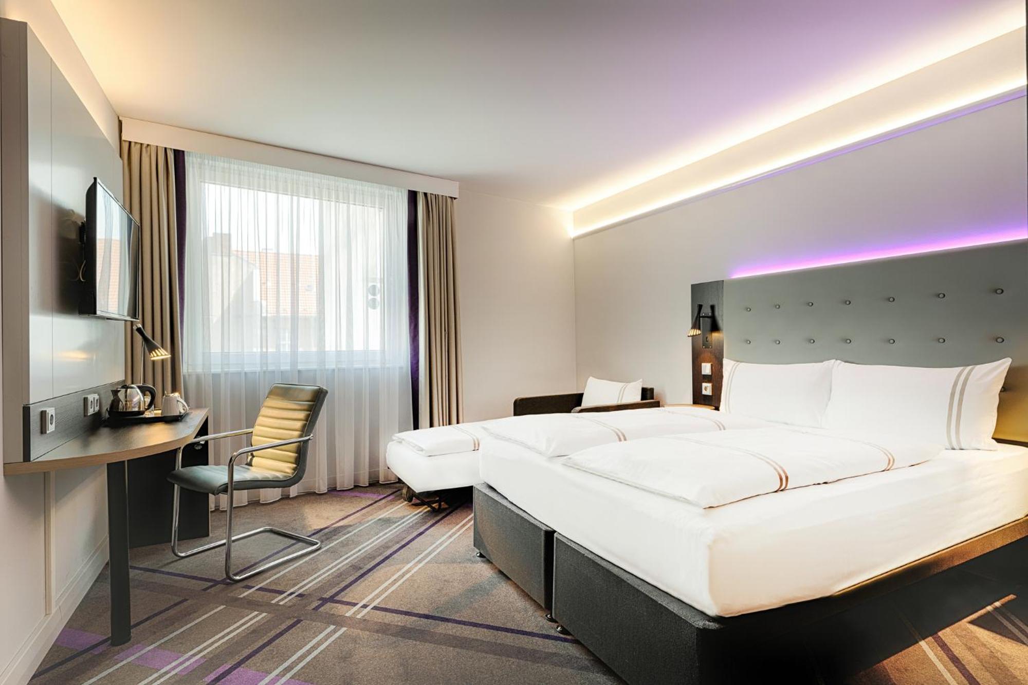 Premier Inn Berlin City Centre Exteriör bild